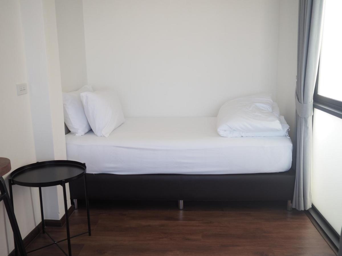 Wonderwall Hotel Chiang Mai Extérieur photo