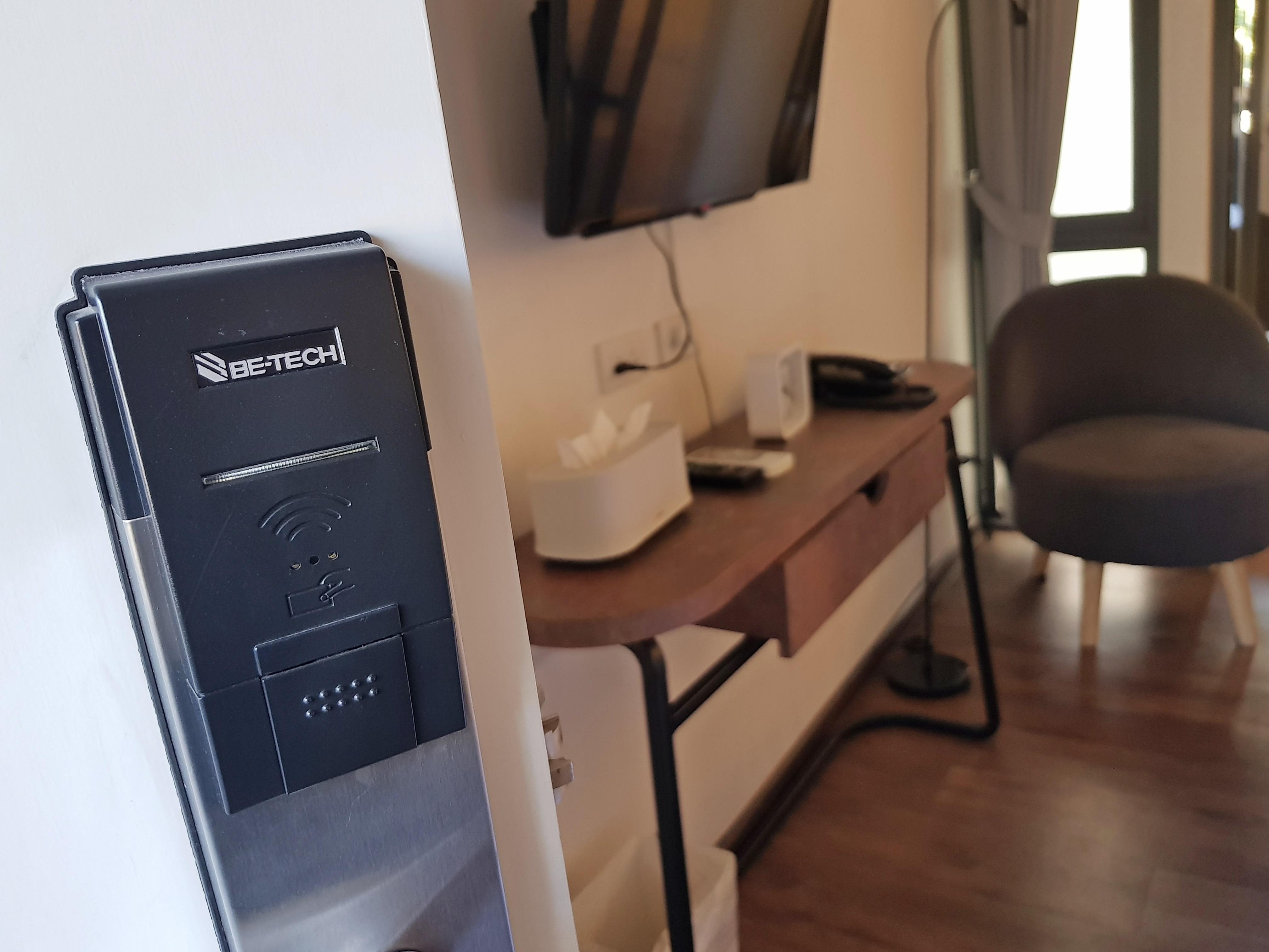 Wonderwall Hotel Chiang Mai Extérieur photo