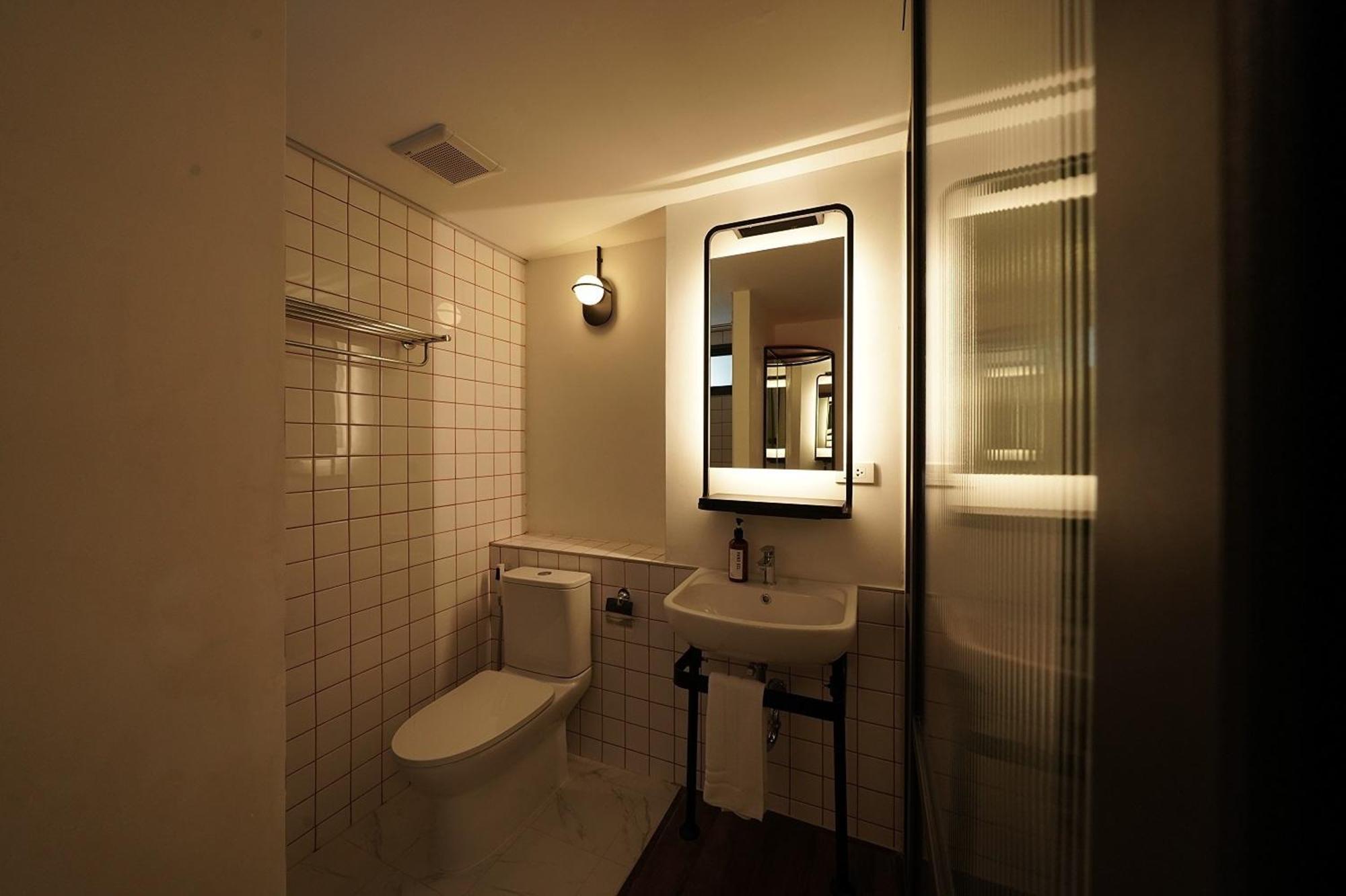 Wonderwall Hotel Chiang Mai Extérieur photo